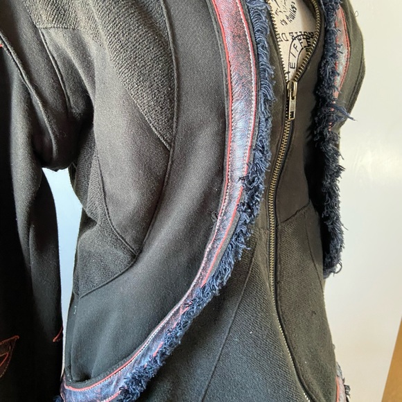 Anahata designs jacket - Picture 5 of 15